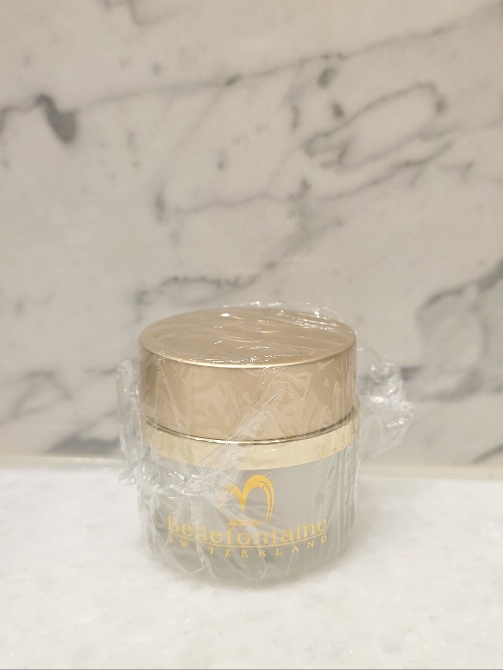 🌸🌸 Bellefontaine Switzerland Make-up Base